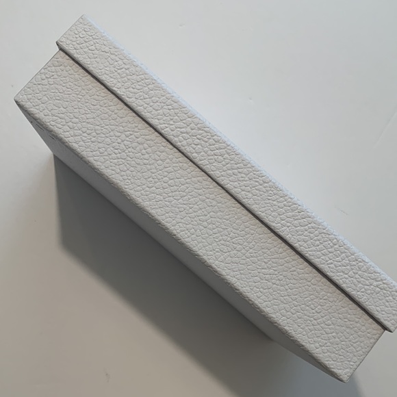 Dior EMPTY Gift Box with Dior Silky Ribbon and White Tissue Paper • Authentic - Picture 6 of 13